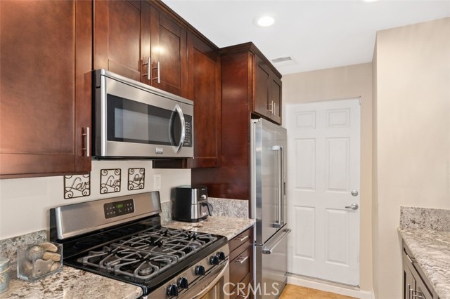 Detail Gallery Image 15 of 34 For 3547 Pansy Dr, Calabasas,  CA 91302 - 3 Beds | 2/1 Baths