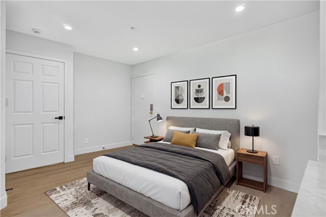 15455 Sherman photo 18