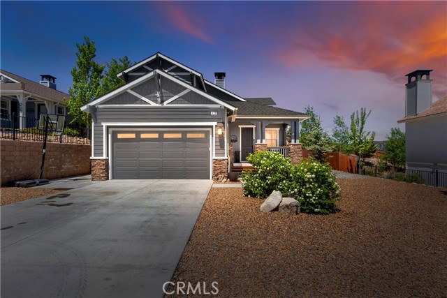 Detail Gallery Image 1 of 27 For 223 Crimson Cir, Big Bear City,  CA 92314 - 3 Beds | 2/1 Baths