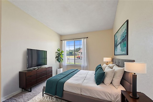4740 Brookhill Ter, Jurupa Valley CA: https://media.crmls.org/medias/0db8f4dd-d568-437b-990e-92e72e853055.jpg