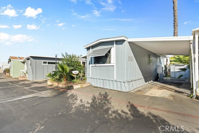 Detail Gallery Image 2 of 32 For 716 N Grand Ave #I-5,  Covina,  CA 91724 - 1 Beds | 1 Baths