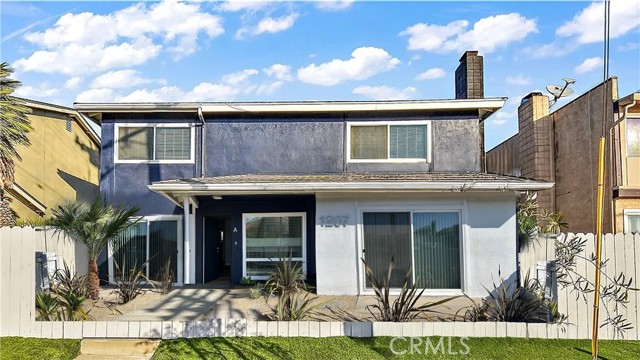 1207 Beryl Street, Redondo Beach CA: https://media.crmls.org/medias/0dba81ca-dcc1-4592-9e5c-ab920e33fb5e.jpg