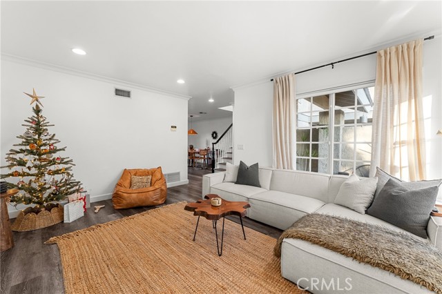 Detail Gallery Image 8 of 39 For 5006 Hampton Ct, Westminster,  CA 92683 - 2 Beds | 1/1 Baths