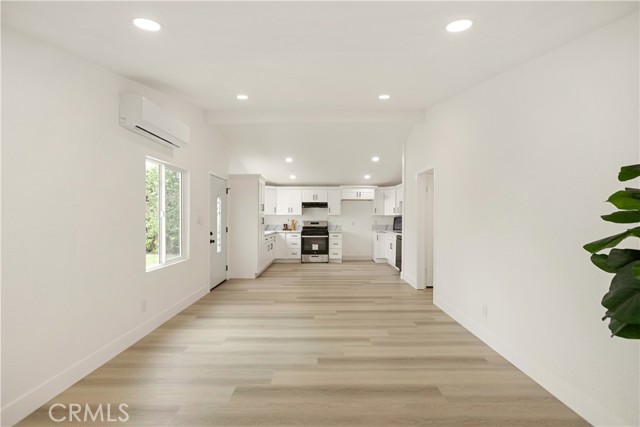 414 Markton Street, Los Angeles CA: https://media.crmls.org/medias/0dbc5c99-c3e5-46e3-9218-dc3f69a8fa60.jpg