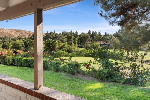 5552 Via Dos Cerros, Riverside CA: https://media.crmls.org/medias/0dbc8ebf-0db8-4708-9ddf-b890aa4657ea.jpg