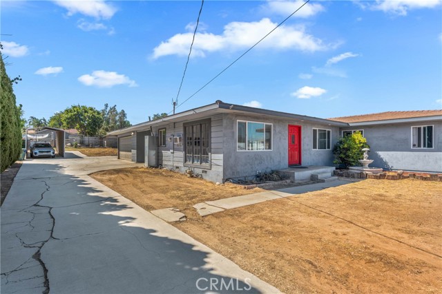 9600 51st, Jurupa Valley CA: https://media.crmls.org/medias/0dbcbbe9-a617-4729-ac8e-89b10e340105.jpg