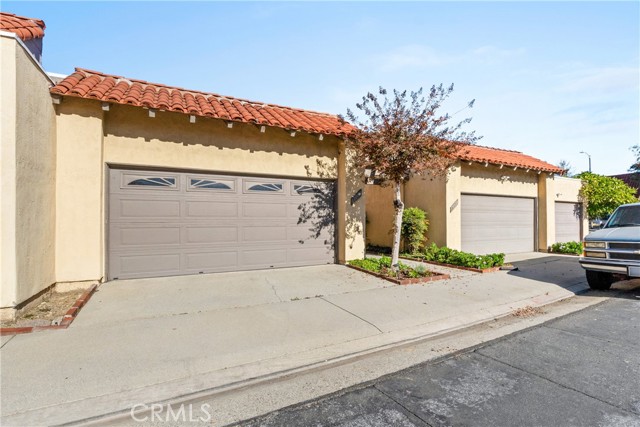 Detail Gallery Image 2 of 30 For 13009 Camino Del Rey, Whittier,  CA 90601 - 3 Beds | 2 Baths
