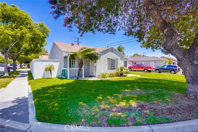 8503 Comolette St, Downey, CA 90242