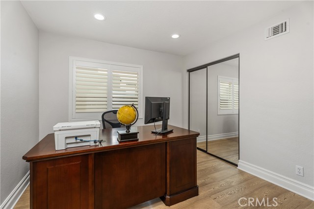 Detail Gallery Image 15 of 51 For 25071 Cheshire, Mission Viejo,  CA 92692 - 4 Beds | 3 Baths