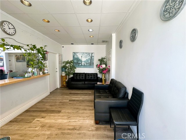 1510 W Verdugo Avenue, Burbank, California 91506, ,Commercial Lease,For Rent,1510 W Verdugo Avenue,CRBB25045444