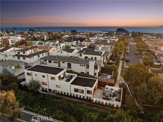 Detail Gallery Image 31 of 31 For 322 Iris Ave, Corona Del Mar,  CA 92625 - 3 Beds | 2/1 Baths