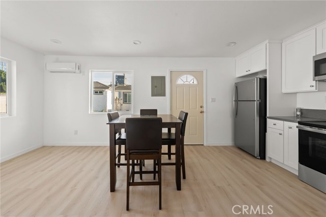 Detail Gallery Image 55 of 64 For 13533 Terra Bella, Pacoima,  CA 91331 - 5 Beds | 4/1 Baths