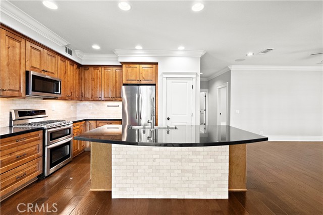 Detail Gallery Image 16 of 52 For 20841 Mayfair Dr, Trabuco Canyon,  CA 92679 - 5 Beds | 2/1 Baths