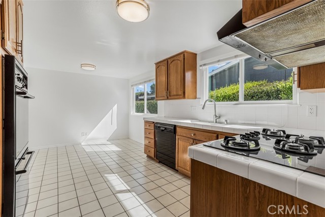 Image 12 of 35 For 6304 Tamarind Street
