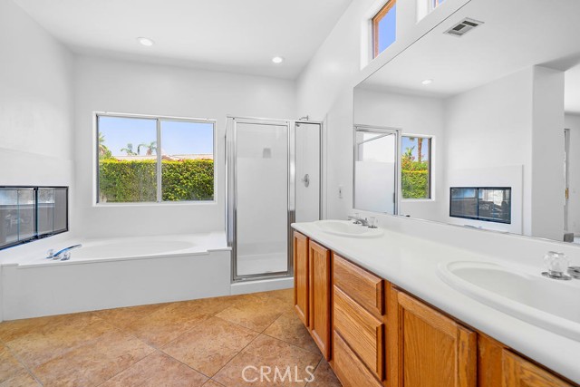 79030 Ladera Drive, La Quinta CA: https://media.crmls.org/medias/0dbfe660-8c56-49bb-b056-653bea74f361.jpg