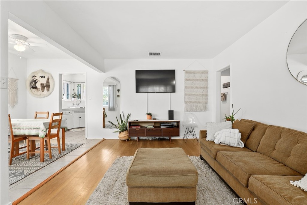 2129 N Pepper StreetBurbank img 56