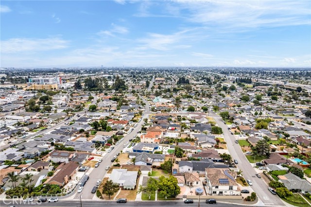 13262 Galway Street, Garden Grove CA: https://media.crmls.org/medias/0dc092ef-0f9a-438d-bd9c-a59cb133c758.jpg