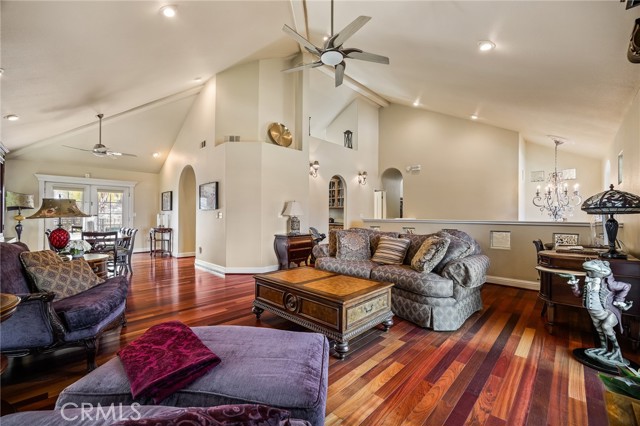 Detail Gallery Image 8 of 46 For 35356 Bonadelle, Madera,  CA 93636 - 4 Beds | 3 Baths