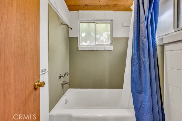 Detail Gallery Image 8 of 31 For 52555 Idyllmont Rd, Idyllwild,  CA 92549 - 2 Beds | 1/1 Baths