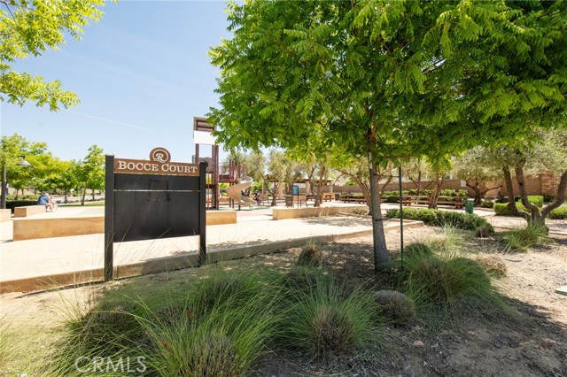 511 Timberline S Way, Madera CA: https://media.crmls.org/medias/0dc254d2-2b36-432f-a694-20a4da0d5c3a.jpg