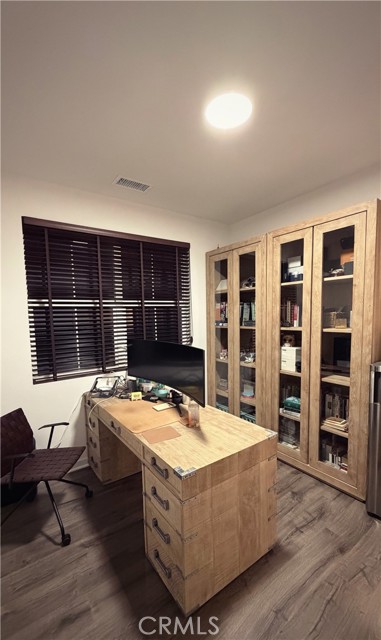 Detail Gallery Image 10 of 12 For 4436 S Forsyth Paseo, Ontario,  CA 91762 - 3 Beds | 2/1 Baths