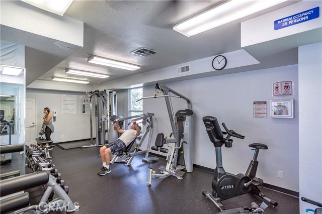 Detail Gallery Image 42 of 53 For 32 Silveroak, Aliso Viejo,  CA 92656 - 3 Beds | 2/1 Baths