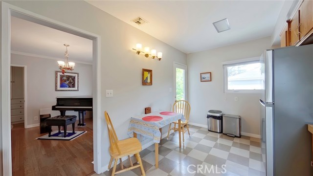 Detail Gallery Image 13 of 38 For 3516 Las Palmas, Glendale,  CA 91208 - – Beds | – Baths