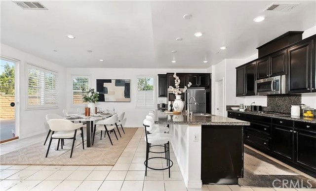 3632 S Hyche Avenue, Ontario CA: https://media.crmls.org/medias/0dc54575-2d79-48e1-94f1-f21d2df3740c.jpg