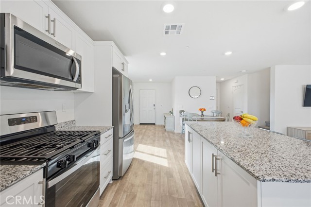 Detail Gallery Image 15 of 72 For 14094 Cordelia, Moreno Valley,  CA 92555 - 4 Beds | 2/1 Baths