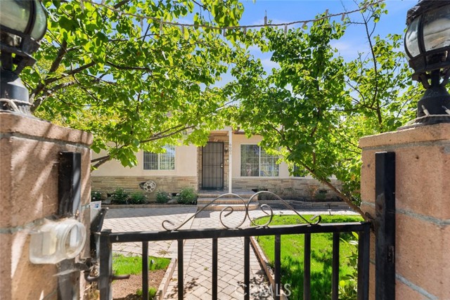 Detail Gallery Image 42 of 56 For 6608 Saint Clair Ave, North Hollywood,  CA 91606 - 4 Beds | 3 Baths