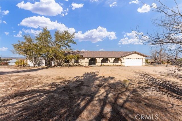 22390 Moonbeam, Apple Valley, CA, 92308 22390 Moonbeam, Apple Valley, CA, 92308