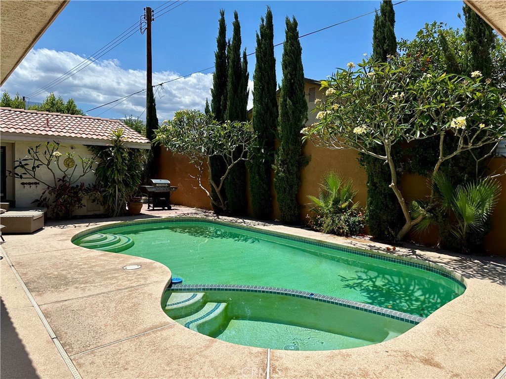 52295 Avenida Vallejo