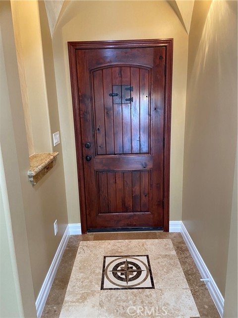 385 W 19th Street, San Pedro CA: https://media.crmls.org/medias/0dc7c5c5-a653-4e9a-8c92-4f0e8caa2e00.jpg
