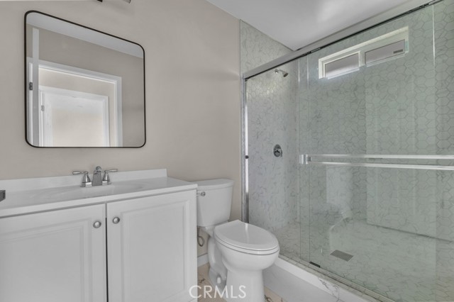 Detail Gallery Image 11 of 14 For 15513 Hart St, Van Nuys,  CA 91406 - 2 Beds | 1 Baths