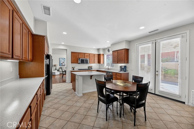 Detail Gallery Image 16 of 67 For 32797 Secretariat Ct, Menifee,  CA 92584 - 5 Beds | 4 Baths