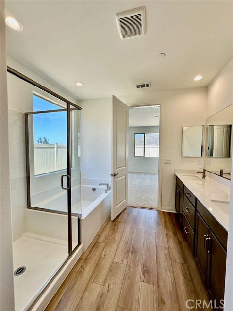 Detail Gallery Image 13 of 30 For 21430 Megan Ct, Riverside,  CA 92507 - 3 Beds | 2 Baths