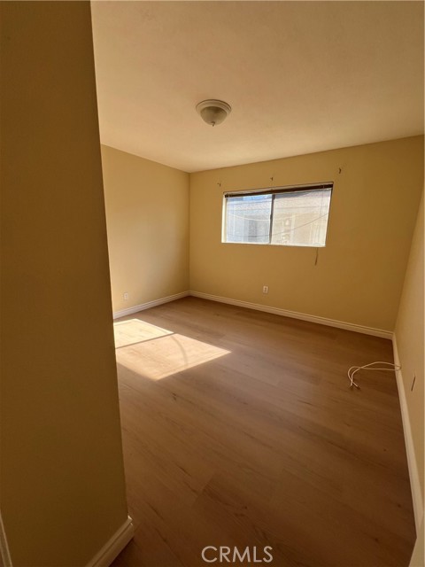 Detail Gallery Image 7 of 9 For 975 Waters Ave #2,  Pomona,  CA 91766 - 2 Beds | 1 Baths