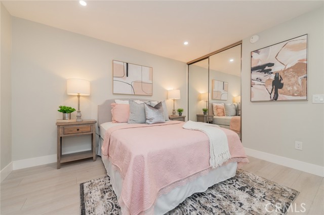 Detail Gallery Image 3 of 30 For 14 Gumwood, Irvine,  CA 92612 - 2 Beds | 2 Baths