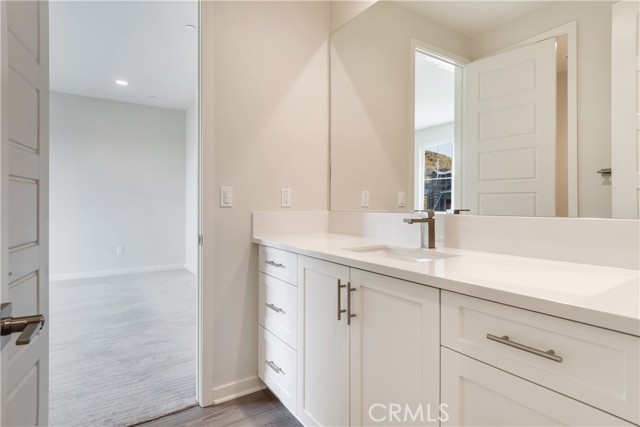 Detail Gallery Image 39 of 48 For 6536 Canyon Oaks Dr, Simi Valley,  CA 93063 - 5 Beds | 5/1 Baths