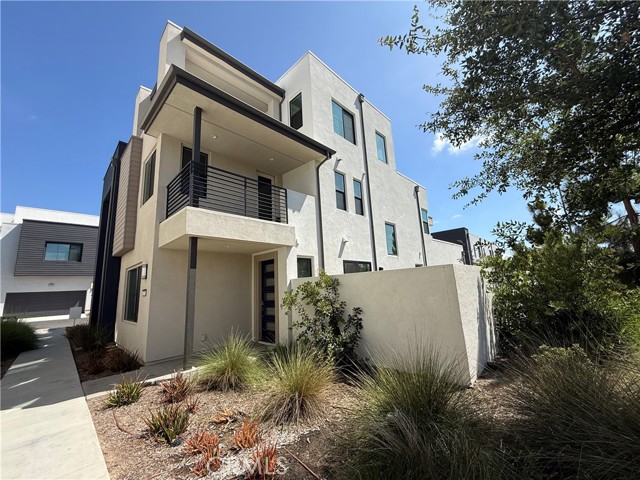 257 Novel, Irvine CA: https://media.crmls.org/medias/0dcbe91a-5e75-4d78-beb4-0617a3e44df0.jpg