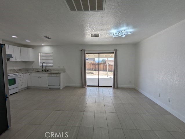6776 Quail Spring Avenue, Twentynine Palms, CA, 92277 6776 Quail Spring Avenue, Twentynine Palms, CA, 92277
