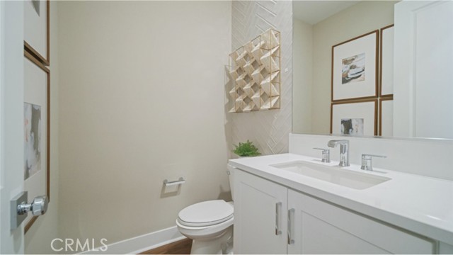 Detail Gallery Image 11 of 35 For 29754 Camino Oceano, Valencia,  CA 91354 - 4 Beds | 3/1 Baths