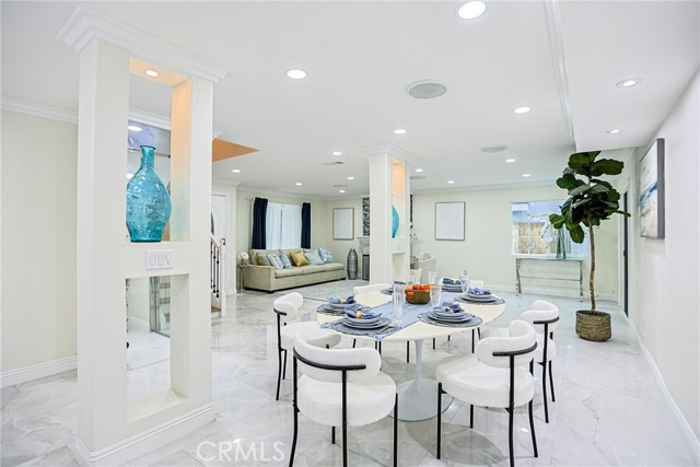 Detail Gallery Image 8 of 31 For 17230 San Lorenzo Cir, Fountain Valley,  CA 92708 - 4 Beds | 3 Baths