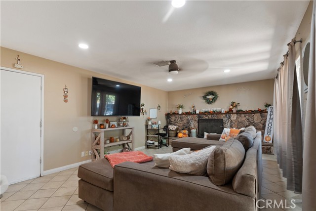 Detail Gallery Image 16 of 20 For 7867 Oxford Ave, Hesperia,  CA 92345 - 3 Beds | 2 Baths