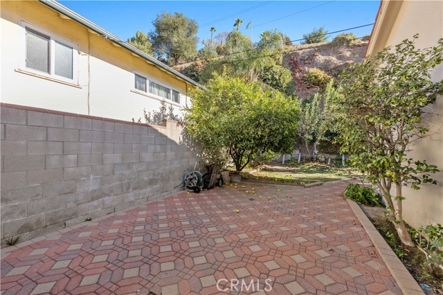 Detail Gallery Image 52 of 60 For 1636 Larco Way, Glendale,  CA 91202 - 3 Beds | 2 Baths