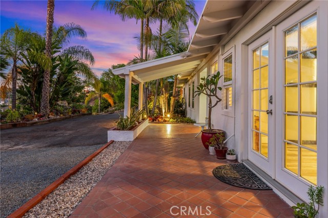 1670 Alta Vista, Vista CA: https://media.crmls.org/medias/0dd0d7d2-9f79-463f-9ad6-05f55728263b.jpg