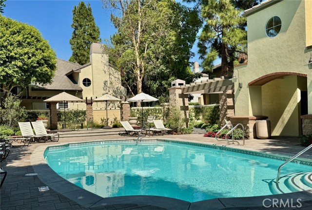 37 Bretagne, Newport Coast CA: https://media.crmls.org/medias/0dd0f65e-37a3-4cb4-8fe9-77dc43382014.jpg