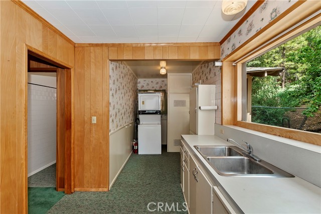 Detail Gallery Image 11 of 34 For 43141 Plymouth Rd, Big Bear Lake,  CA 92315 - 2 Beds | 2 Baths