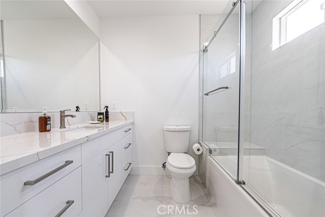 Detail Gallery Image 28 of 34 For 4445 Auckland Avenue, Toluca Lake,  CA 91602 - 4 Beds | 3 Baths