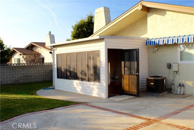 Detail Gallery Image 28 of 33 For 1556 23rd St, Manhattan Beach,  CA 90266 - 3 Beds | 2 Baths